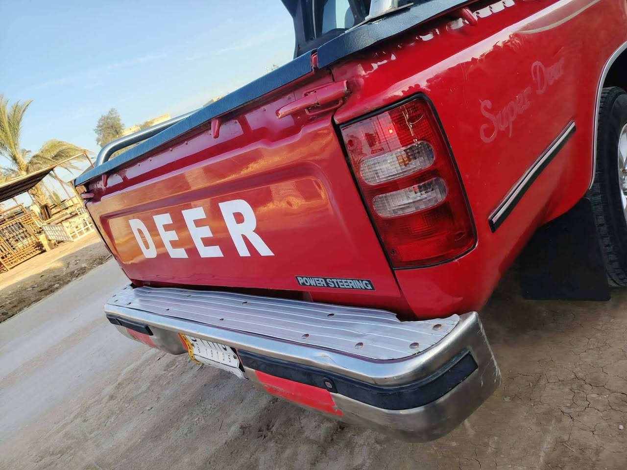 السلام عليكم للبيع دير موديل 2010 رقم بابل سياره مكفوله كفاله عامه من كشي كير شاصي  محرك حداديه تخم تاير جديد كهربايات كله شغاله المكان الديوانية السعر 60 تصال على رقم ***********
