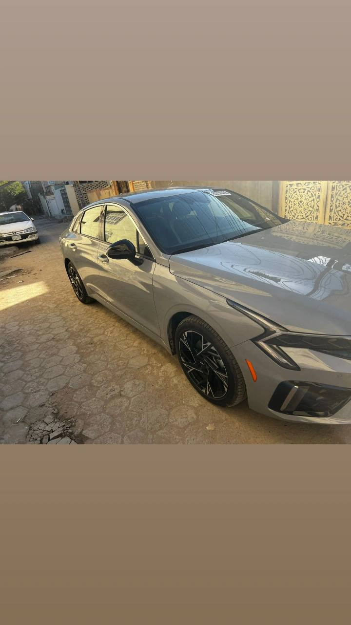 كي فايف 2025
محرك 2500 تنفس طبيعي 
جي تي لاين فول مواصفات عدا البانوراما 
بقية المواصفات معروفة 
السيارة ماشية 2500 كيلو فقط 
ايرباك جهة السايق طاكه فقط وايرباكات دشبول دركة واليمنه كلهة سليمة بجم كبس 
صور الحادث موجوده
فحص موقت تترقم كل المحافضات 
السيارة معروضة 197 وبيهة مجال 
للاستفسار واتساب ***********
