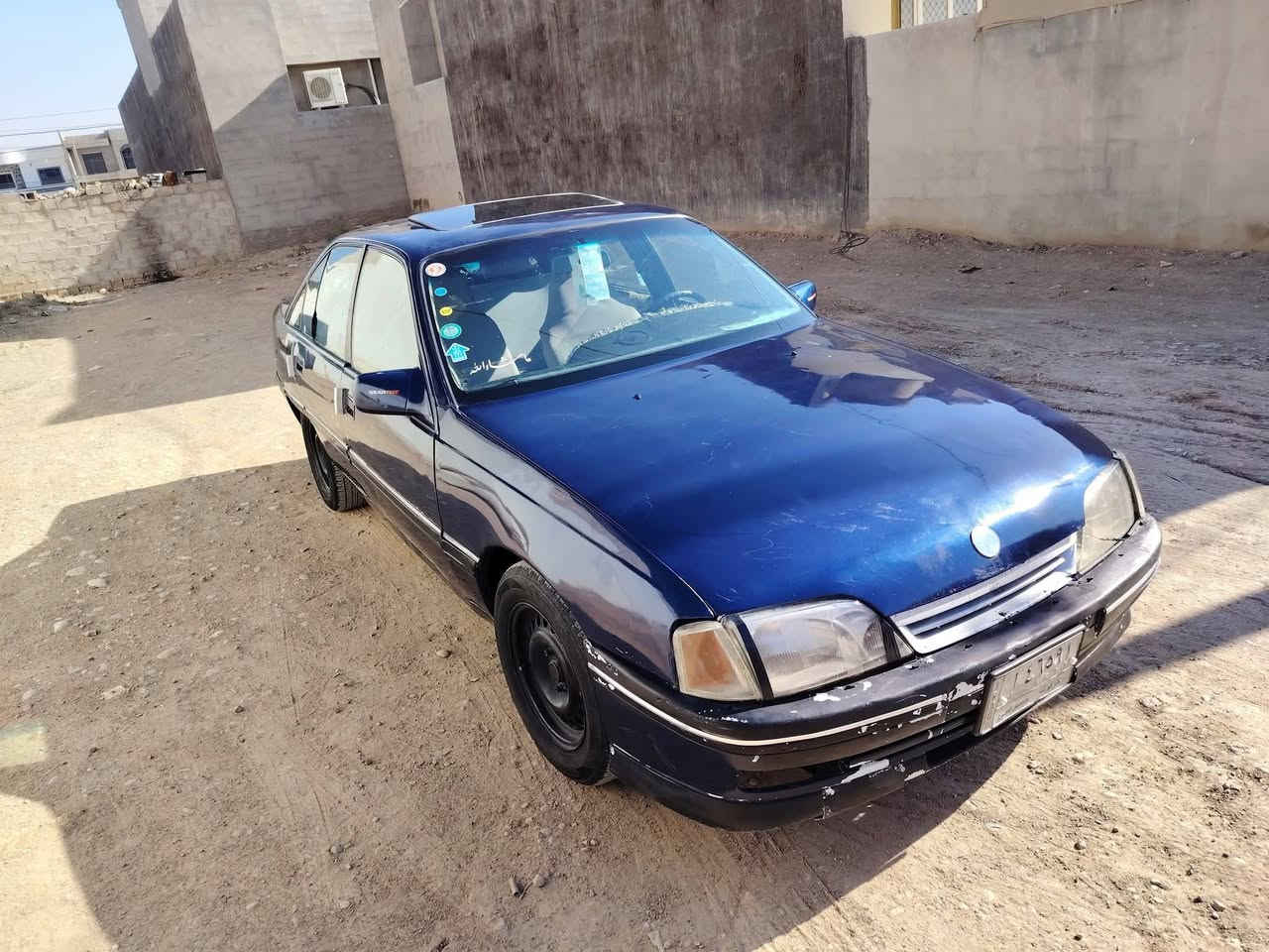 اوبل اوميكا لبيع موديل 91  سنويه منتهاه بل 21
سعر 25
***********
