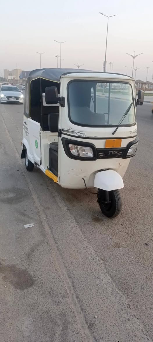 سلام عليكم تكتك تي في اس لل بيع مديل 22 رقم او سنويه شرط تحويل ثاني يوم مجفته تجفيت شركه بيها ضربه من كدام معدله بارد تكتك نضيفه لا تنقيص ولا تبخير سعرها 7300 بيها مجال مكاني حيانيه شارع 60 رقم  وتساب ***********
