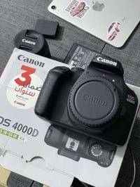 للبيع كانون 4000d بوضع الجديد بالضبط  الكاميرا نظافة ١٠٠٪؜ مستخدمة قلي...