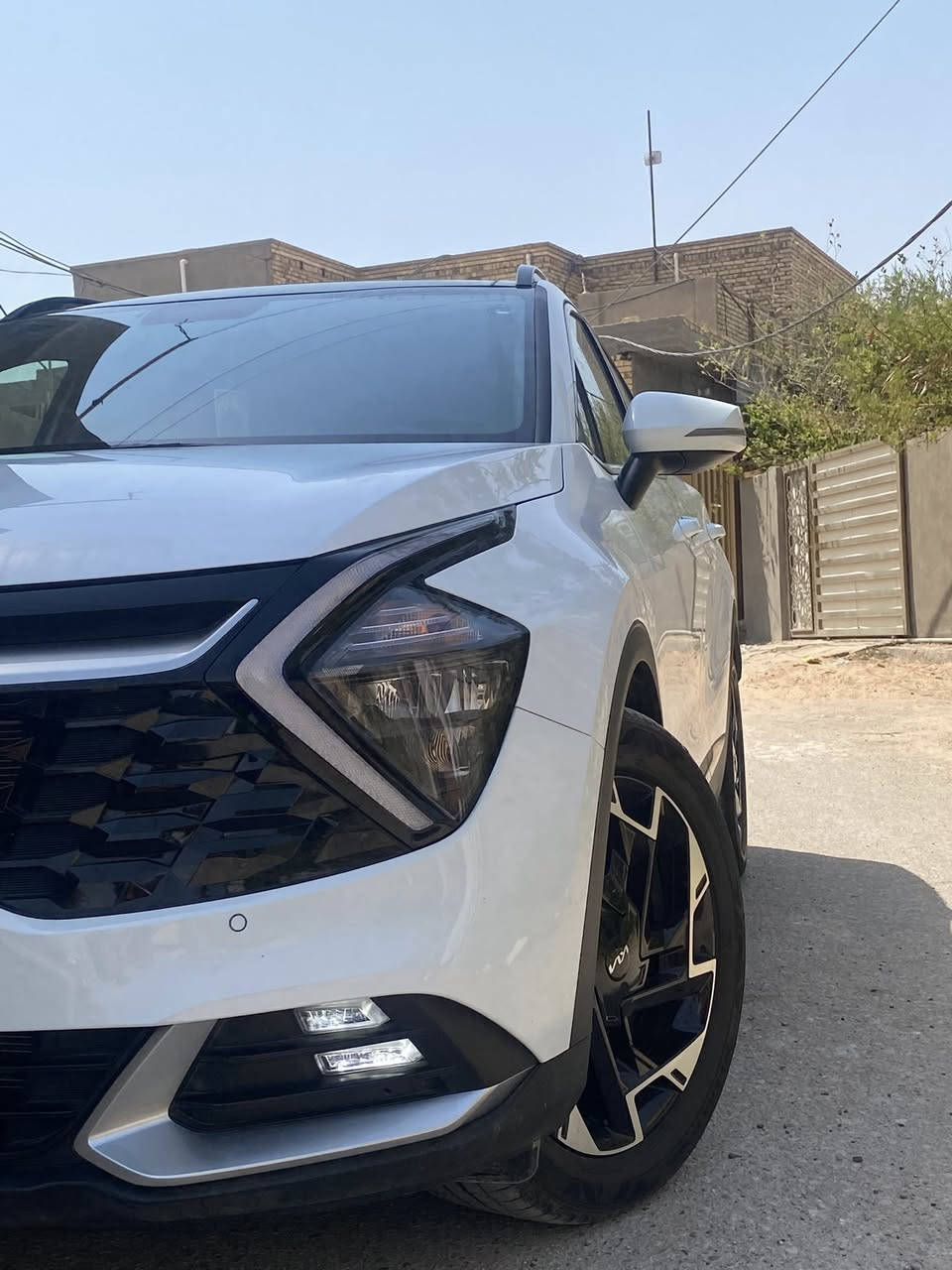 🚗 كيا سبورتاج 2025 الجديدة كلياً ☃️🎅
أناقة متجددة.. حضور قوي.. وتقنيات تسبق الزمن💎

⚙️ محرك 2.0L اقتصادي بأداء قوي واستجابة سلسة
🌟 تصميم جريء مع شبك أمامي ضخم ولمسات LED عصرية
🖥 شاشة وسطية كبيرة تدعم Apple CarPlay و Android Auto
🛋 مقاعد مخمل فاخرة مع تدفئة وتحكم كهربائي
🛡️ أنظمة أمان متكاملة ( كاميرا خلفية – حساسات أمامية وخلفية – تحذير النقطة العمياء )
💫 سبورتاج 2025... تجمع بين الهيبة، الراحة، والتكنولوجيا الحديثة 👑

السعر 245وبيه مجال

عداد المشي 17 الف

📞 للاستفسار والتواصل:
***********
