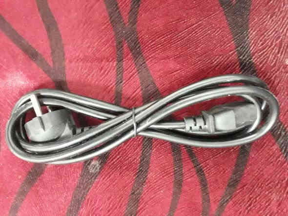 السادة أصحاب محلات صيانة الأجهزة الكهربائية 
أصحاب ورش ومحلات التصليح 
محلات الإنشائية والكهربائية 
وصول واير مع ماشة 2×1.5
طول 5 متر و3  متر
لون ابيض واسود
وصول واير ميزان وشاشة وكمبيوتر 
وصول واير تيبل لامب مع ماشة وسويج 
البيع جملة 
للحجز والاستفسار واتساب 
  ***********
