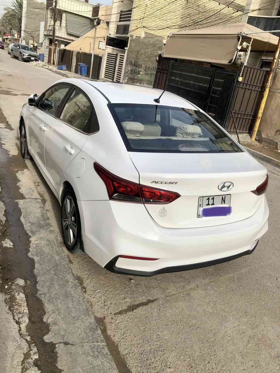 السلام عليكم 
أكسنت موديل 2020 خليجي محرك 1600 دوش 
رقم بغداد
بدون صبغ مواصفات
فتحة سقف تحكمات استيرن اشاير مري ومري شفط
تبريد قطعتين شاشة وكامرة 
السعر 128$ وبي مجال 
مكان السيارة بغداد / حي الجهاد للأستفسار ***********
