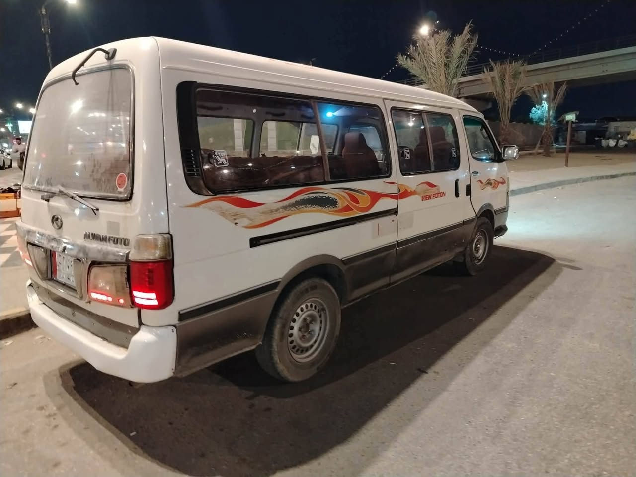 سلام عليكم لوان موصليه للبيع م 14 سنويه عظم السياره جاهزه السعر 28  العنوان نجف ***********
