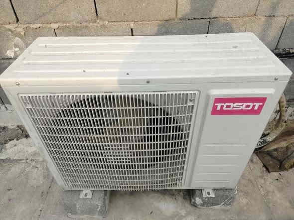 سلام عليكم سبلت لبيع طن ونص  توست شغال 250  و***********
