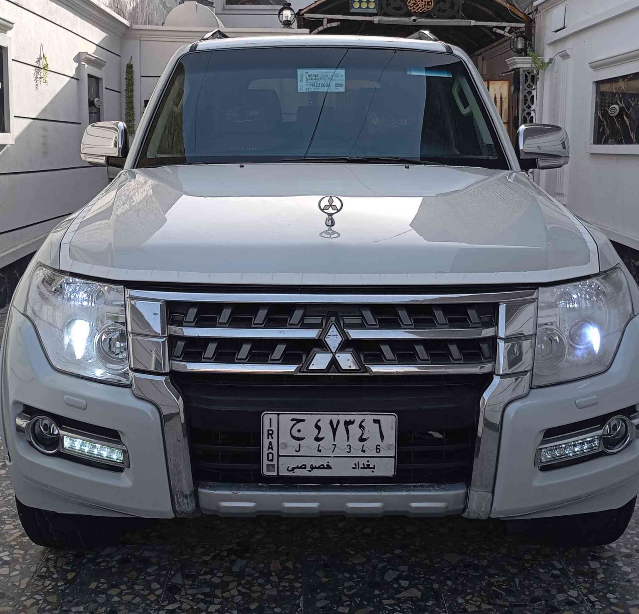 السلام عليكم باجيرو 2010 حبتور فول مواصفات 1/1 ماشيه 86 الف حقيقي ع فحص كفاله من الضربه والتبديل والبارد عده 4 اصابع بخشم الجاملغ صبغ فقط جديده وجاهزه بوضع الشركة مواصفات فتحه سقف كراسي جلد و كهرباء دمام خلفي 7 راكب 3 قطع تبريد محرك 3500 المرغوب زراك لايت فور ويل مري شفط و اشاير لد نهاري شاشة تاب كامره دواره تحكمات داخل بيجي و صاج 12 سماعة منضومة غاز ايطالية رقم بغداد دولي المكان بغداد السعررررررر 140الهاتف ***********...
