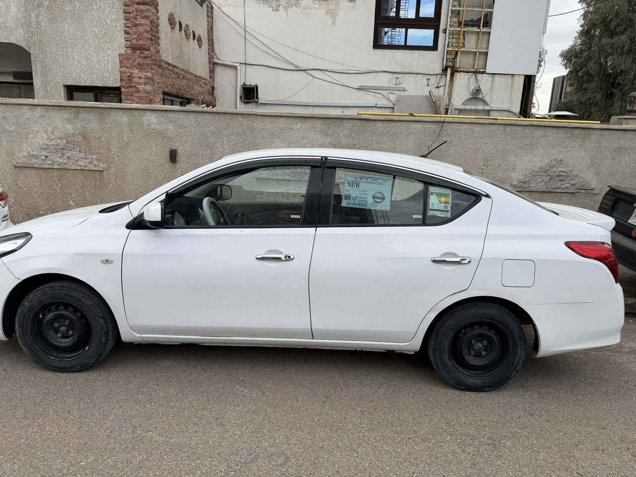 نيسان سني هندي لبليته الزركه ٢٠١٨ بغداد دولي بسمي 
سعر ٩٥
بغداد الكرخ 
***********
