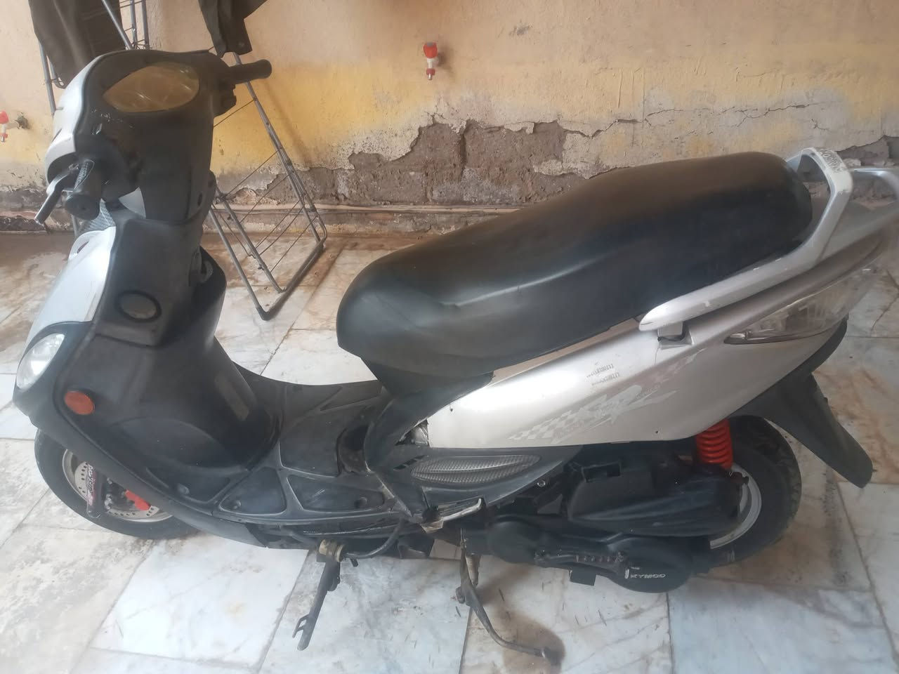 جي فور عوزة فقط مكينة تجفيت او تبديل / ١٥٠/ قفل/ الشموخ واكزز شغالة ابيع كوم حديد قفل ١٥٠


**إذا كنت صاحب هذا الإعلان وتريد حذفه لأي سبب، رجاءا أرسل رسالة إلى الدعم الفني**