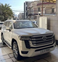 لاندكروز 2025 (ساز)ضمان زيرو سيارة ماشية 1700 كيلو مكفولة كفالة عامة  ...