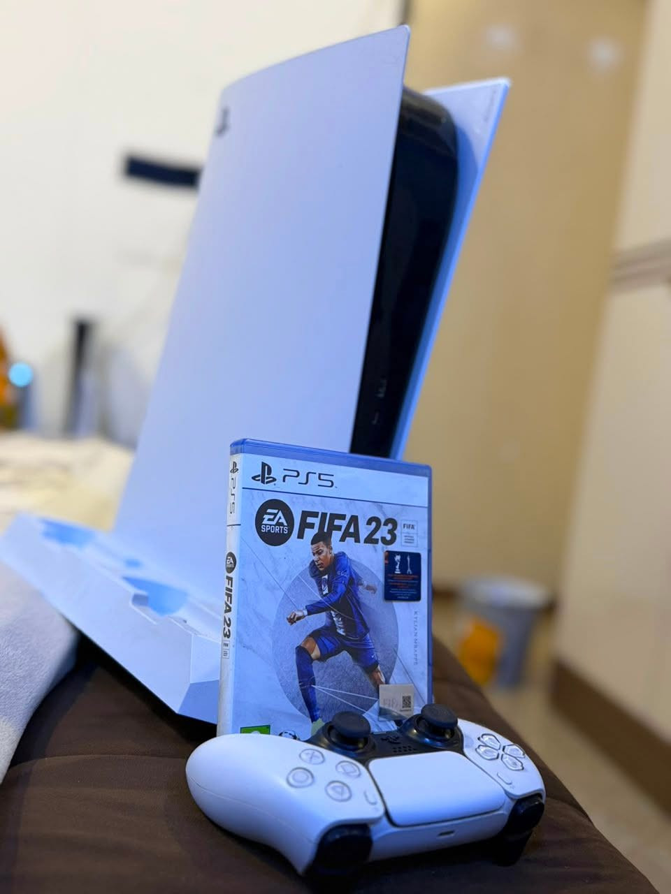 سلام عليكم

بلي 5 للبيع 

✅ يجي وياه:
• جوستك أصلي
• هدية شهر بلص
• حساب بيه FC 26
• قرص FIFA 23
• مبرد للجهاز والجوستكات

 السعر: 650
 المكان: بغداد
***********
