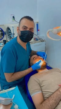 🌟 يسرّنا إعلامكم بتواجد 🌟 د. غيث أخصائي طب وتجميل الأسنان في عيادة الأ...
