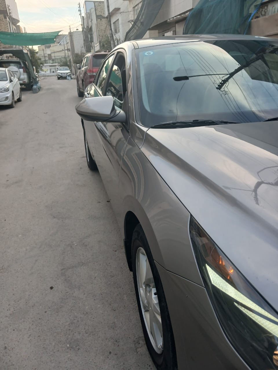 سلام عليكم النترا 2023 وارد أمريكي حادثها جاملغ خلفي السيارة جديدا جدا ماشية 35 رقم بغداد باسمي السعر 160 لاستفسار *********** مكاني بغداد
