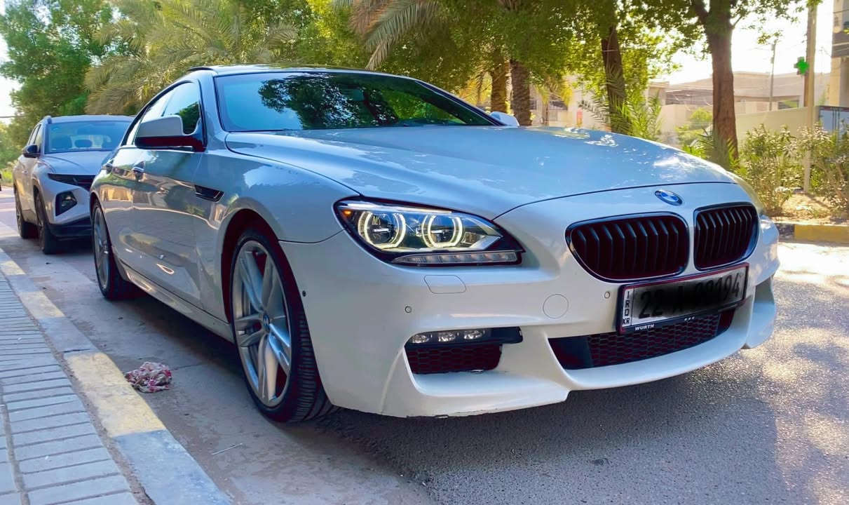 السلام عليكم 
بي ام دبليو 640 خليجي 2014 وكالة العروش فول الفول 
استيرن ضوئي ويقراء عداد وسرعه وحماوه واربي ام وكوله كاربون فايبر ………….
مكينه 6 سلندر 3000 تون باور تيربو صاروخ 
المواصفات 
بانوراما 
داتا شو تعرض كل شي بالجام الامامي 
6 كامرات 
حساسات اماميه خلفيه 
أبواب شفط 
صندوق كهرباء 
أناره محيطيه 
شاشه كبيره  
بلوتوث واواكس ويو اس بي وسيديات 2 واحد بالمسجل والثاني بالجكمجه ————-
مري شفط كهرباء 
قياده 4 اوضاع 
ماوس تحكمات 
اطفاء اوتو بالازدحام 
كراسي كهرباء حضن رياضي +خزن كراسي مومري
تبريد منفصل وقطعتين شرط ثلج ❄️ 
بردات كهرباء 
هاند بريك بصمه 
ترحيب واناره 
لايت زنون وحلقات ولد نهاري 
كيرتربترونك بالستيرن 
دكم ام وان وام تو  تكبسها تصير رياضيه  طلقه وصوت بالصالنصه خرافي ———
دبل كزوز من الوكاله 
رقم اربيل بااسمي 

ملاحظه السياره كفاله عده شخطه بالجاملق الامامي ونصبغ على كده والباقي كفاله من الشخط والرصعه 

 ملاحظه ((((((((شرط ابيعلك تراي زيرو ))))))))) 
     جانت بتركيا وحتى دفتر الخروجيه موجود يعني مماشيه بالعراق ابد والسياره بااسم اول شخص لهسه 
برغي ممفتوح بيها على نصبت الوكاله شرط لامشتغل كلوب ولامسج وترايها من بغداد ل اربيل

مكانها بغداد السيديه 
هذه رقم صاحبها اني مكلف بالنشر متواجد وتساب وعام  *********** 

مكلف بالنشر مكلف بالنشر
