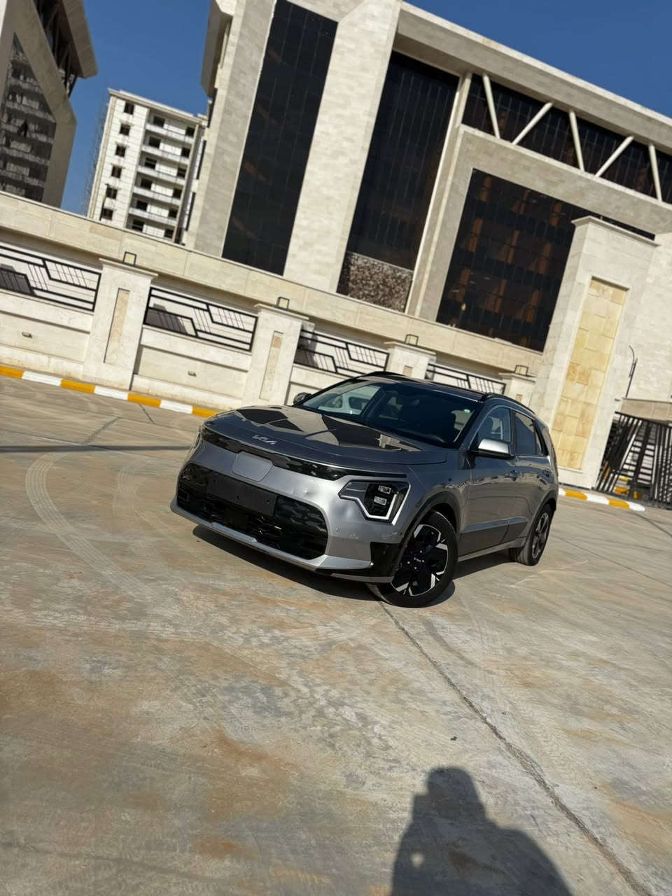 🚗 كيا نيرو  2024 كهرباء بالكامل

محرك كهربائي تمشيك 480 كم بالشحنة الواحدة

اقتصادية جداً  ومناسبة للاستخدام اليومي 

ماشية 4300 كم فقط 

✨ المواصفات:

✔️ تحديد مسار

✔️ نقاط عمياء

✔️ وضعيات قيادة

✔️ مثبت سرعة

✔️ شاشة متصله تدعم car play+ كاميرا خلفية

✔️ نظام مانع الانزلاق (Traction)

✔️ سايد بريك بصمة (إلكتروني)

✔️ تدفئة مقاعد ومقود 

مقاعد جلد  

السيارة جاهزة

📍 الموقع: (الفلوجة  )

💰 السعر: (141$)

📞 للاستفسار: (***********)
