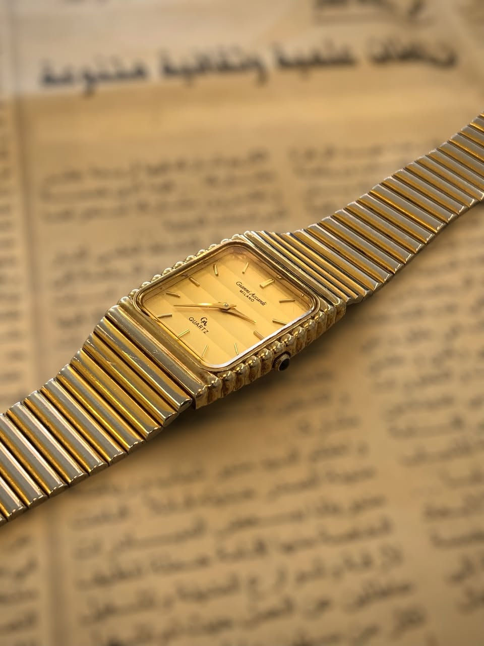 ساعة  Gianni Accardi رجالي
(جيني اكردي) اصلي فنتج قديم 
ساعة قشطة مينة مميزة والسير الاصلي وبدون نقص 
نظام ميلين 
مكينة مميزة ذات كفائة كوارتز تحوي 7 احجار
السعر 50 الف 
التوصيل لكل المحافظات متوفر


**إذا كنت صاحب هذا الإعلان وتريد حذفه لأي سبب، رجاءا أرسل رسالة إلى الدعم الفني**