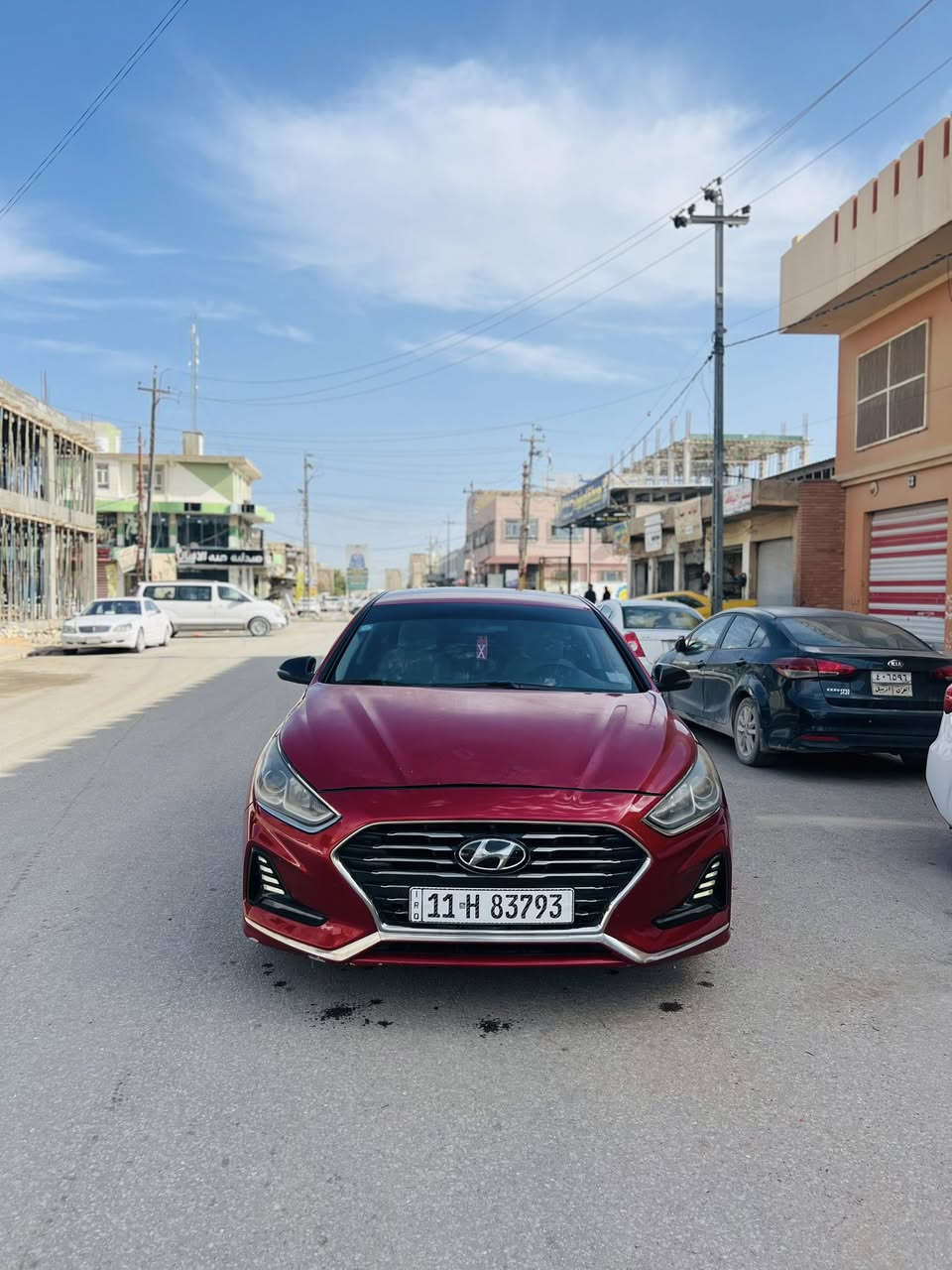 السلام عليكم سوناتا وارد امريكي ( 2019 ) محرك 2400 ليبل واحد بدون تبديل بدون ايرباك حادث جامل وبنيد جهة السايق  فول عدا الفتحه ( بصمه ، شاشه ، كامرا دواره ، تحكمات درگه ودشبول ، رادارات جميع الاتجاهات ، تبريد بيانو ، تبريد خلفي، اشاير بالمري ، شحن واير لس ، الكشنات والدرگه تدفئه تبريد ، بصمة ابواب ) رقمها بغداد ( دولي ) باسمي سعرها 145 مكان السيارة بالنجف وهذا رقمي *********** واتساب موجود
