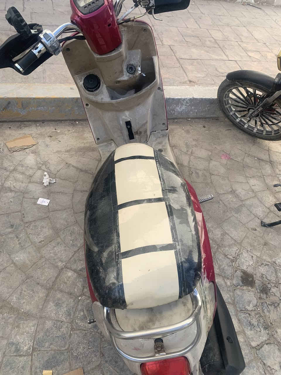 السلام عليكم دراجه بوليس مفتوحه كهرباء شغاله أوراق منفيس ومكاتبه بيها سعرها 450


**إذا كنت صاحب هذا الإعلان وتريد حذفه لأي سبب، رجاءا أرسل رسالة إلى الدعم الفني**