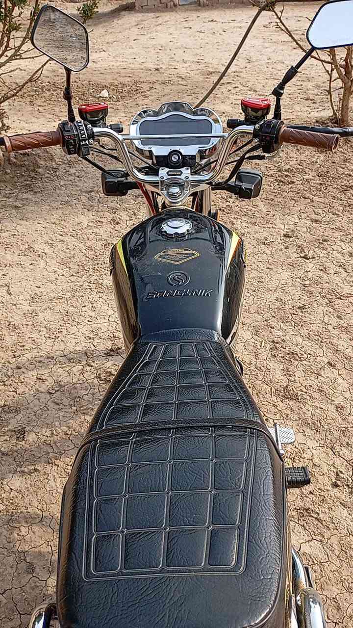 يا الله السلام عليكم دراجة البيع تايكر موديل 25 اوراق كامله دراجه بعده جديده مكفوله كفاله عامه أوراق كامله الدراجه بشرط انضف من الصوره كهربائيات كله شغاله بصمه عن بعد جهاز انذار شرط انضف كله شغاله السعر ٧٥٠ وبيه مجال الشراي يتصل وبيه خير ويدلل ***********
