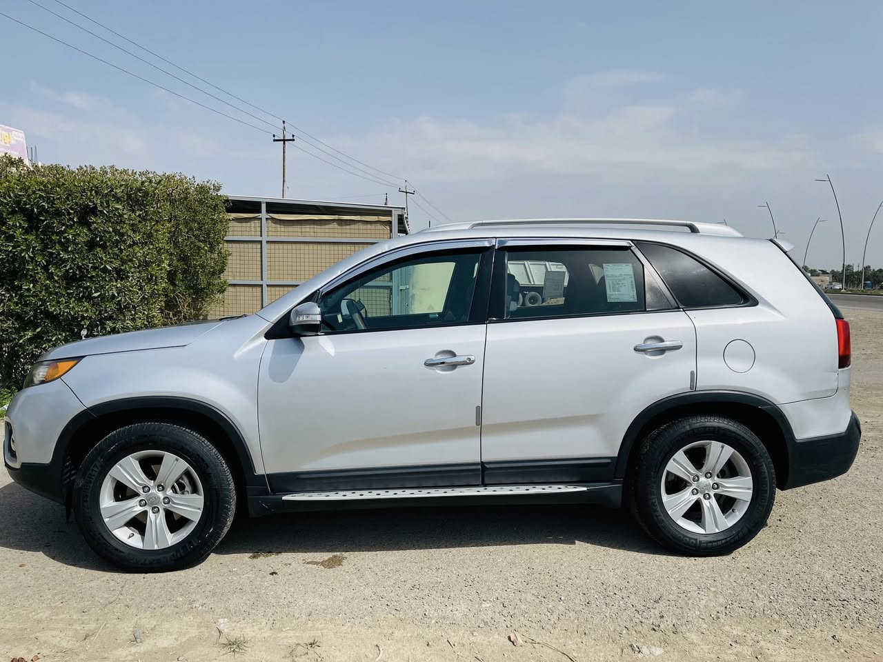 سلام عليكم سيارة سورنتو مديل 2011 خمسة راكب وارد امريكي حادث السيارة 3 قطع باب ورة عكس السايق وجامرلغ عكس السايق خلف وصندوك السيارة نضيفة باسمي تخم تاير وباتري وصدر جديد كشنات مدوشمه جلد ارضية جلد مكينه 2400 اربعة سلندر دوش  مكينه خير من الله لا تنقيص ولا تبخير السعر 130 وبيه  العنوان ديالى بعقوبة مجال للاستفسار الاتصال على الرقم ‭٠٧٨١ ٩٨٨ ٠١١٨‬
