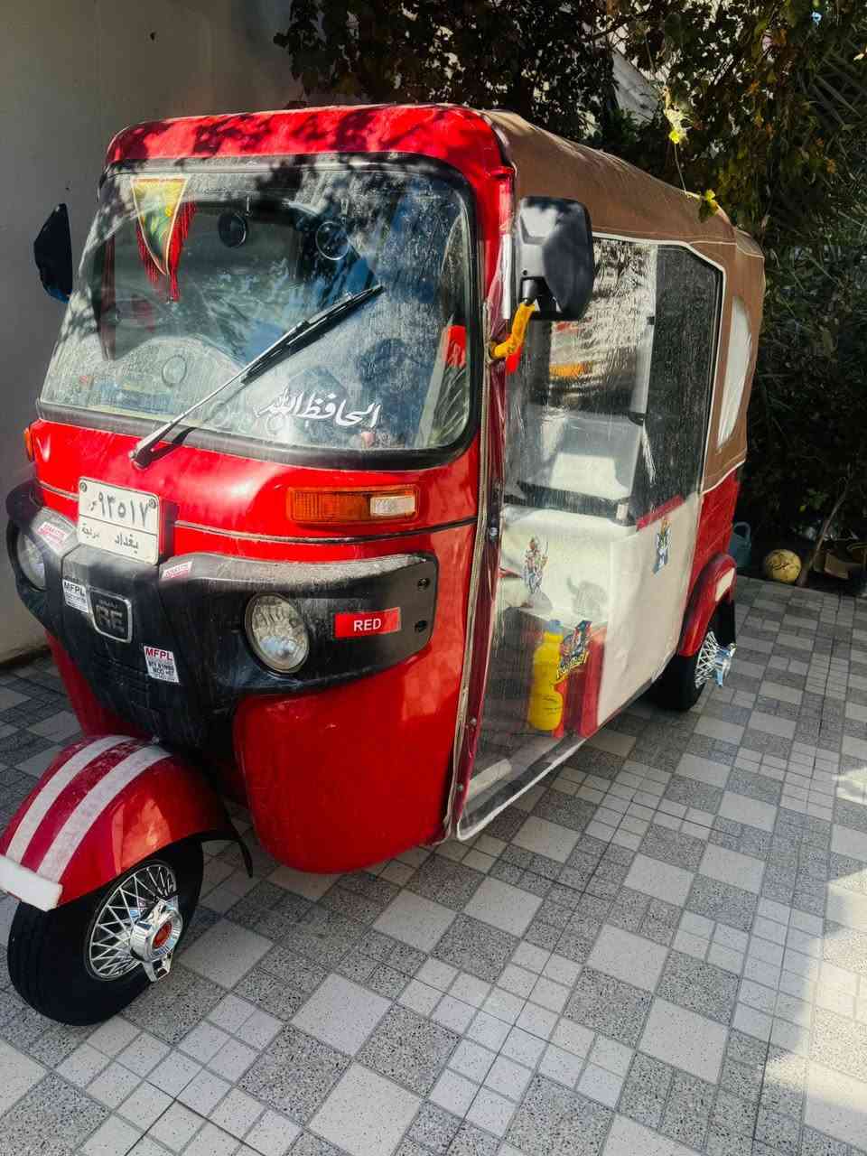 السلام عليكم تكتك 🛺 للبيع 2022 رقم بغداد مكينه مكفوله هيه وگشره ماعده البارد شبر يم البگ لايت تكتك جاهزه مجهزه مذب عليها ربع جادر جديد سفريات جديده هيه وغراضها للبيع سعر 9500 وبيها مجال للطيبين الرقم ***********
