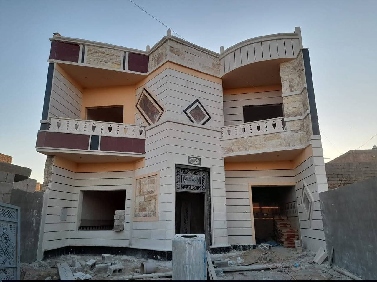 السلام عليكم اللي عنده شغل واجيات هذا الرقم اتصل عليه وبالخدمه***********
