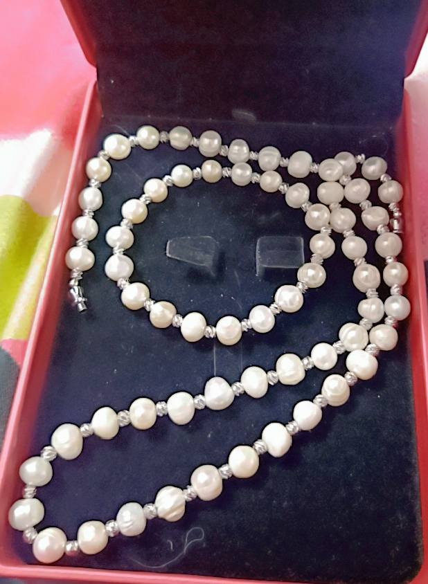 سيت عقد وأسوار لؤلؤ طبيعي زراعي بفواصل فضه للبيع


**إذا كنت صاحب هذا الإعلان وتريد حذفه لأي سبب، رجاءا أرسل رسالة إلى الدعم الفني**
