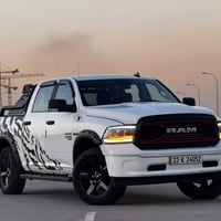 دوج رام كلاسك 2022 عائليه وشبابيه وشغل   يعني جوكر  محرك 5700.  V8  نض...
