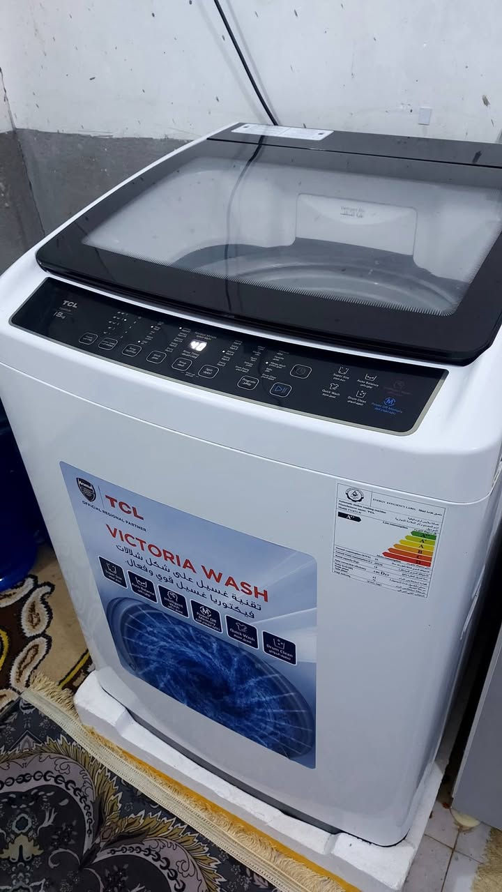 سلام عليكم غساله للبيع   اوتوماتيك TcL حجم الحوض  18 كيلو  اخو جديده. للتواصل ابو احمد ***********
