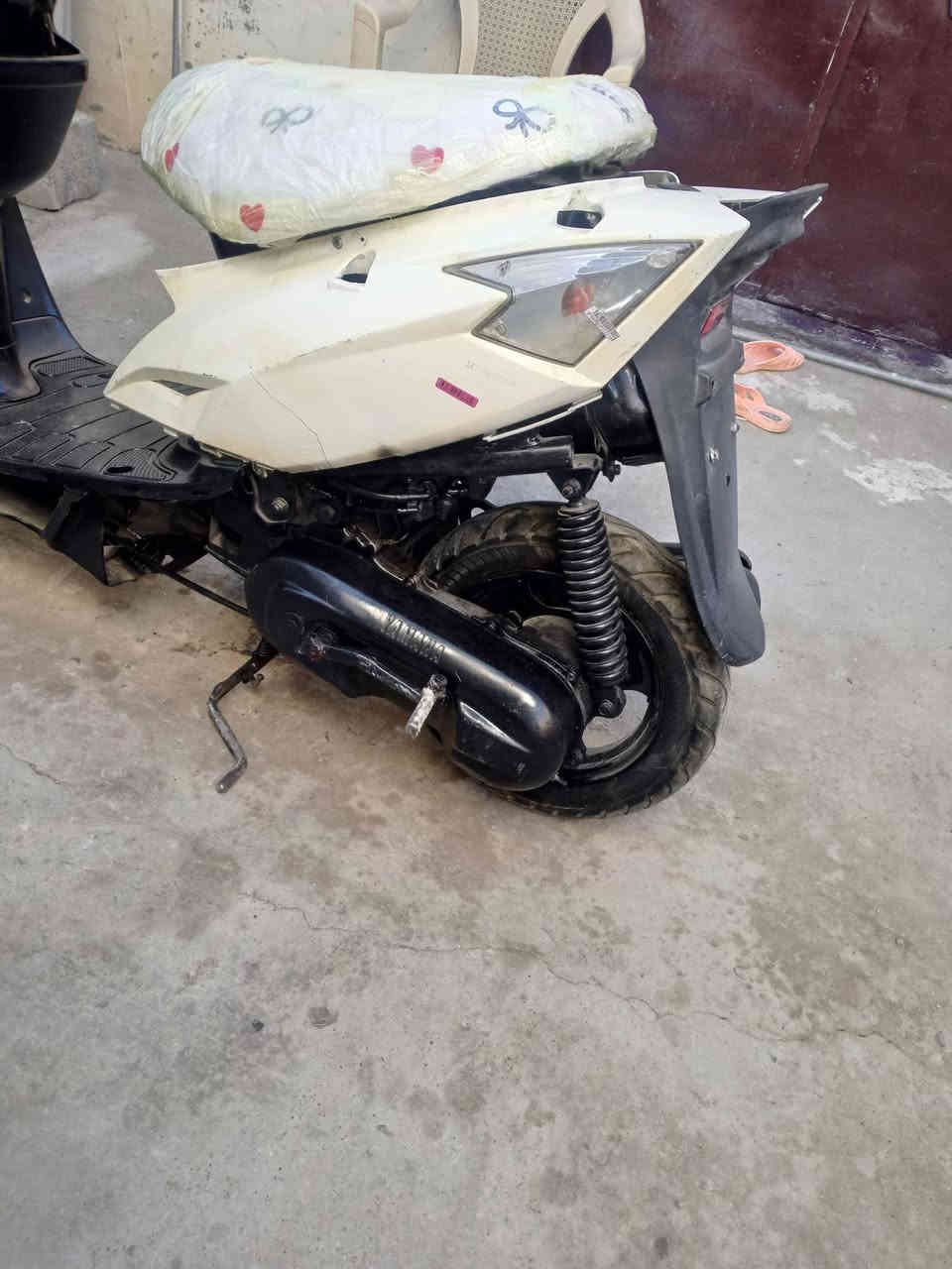 دراجة بطه فحل يابانية للبيع 250او بيه مجال سكن بغداد سبع البور شارع السوداني هاتف ***********
