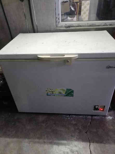 مجمده شغل اللبيع سعرا ١٤٠ بي مجال كركوك حي العروبه يم ملعب خومسي او وكف قديم حجم ١٤ قدم كل بلادي شركة مابي اي عيب شغال بل شرط ٧ايام ضمان
***********
*********** كركوك
