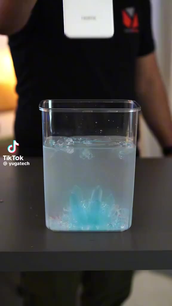 ريلمي 14 برو بلس 5G
الذاكرة 512 
البطارية 6000 مللي أمبير 
معدل تحديث الشاشة 120 هرتز 
يشغل ألعاب 120 فريم 
الظهر يتغير لونه بالبرودة 
كامل ملحقات مكفول شاحنة اصلية مال الجهاز 80 واط + كارتون + كفر الشركة الأصلي 
مشتري ب 650 
رايده ب 500 بي مجال بسيط


**إذا كنت صاحب هذا الإعلان وتريد حذفه لأي سبب، رجاءا أرسل رسالة إلى الدعم الفني**