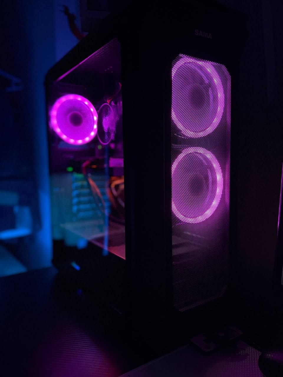 #العراق #واسط #الكوت

شلونهم الشباب 💜

تجميعة مستخدمة كاملة للبيع $ ..

- مواصفات الكيس :

Case gaming RGB
Mb H410
CPU Core i5 10400F
RAM 16GB 3200
HDD 1TB
SSD 240GB
RTX 3050 8GB
Power supply 500w

- مواصفات الشاشة :
 
Samsung 144Hz
 Full HD / 24

- ملحقات اخرى : 

ماوس Meetion GMO15
كيبورد ميكانيك Meetion 
سماعات hoco ثلاث مداخل ( صوت ، مايكرفون ، RGB )
ماوس باد fortnite

و التجميعة كاملة توصلك نظيفة و مرتبة ✨

مكاني واسط / الكوت - السعر كامل ب 850 الف دينار ، و بي مجال 🤍

للتواصل والاستفسار الخاص مفتوح ..


**إذا كنت صاحب هذا الإعلان وتريد حذفه لأي سبب، رجاءا أرسل رسالة إلى الدعم الفني**