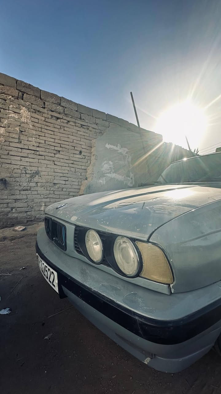 ‏السلام عليكم
‏للبيع
‏BMW 535 محوره مكينه 3000 ياباني 
‏جاهزه كير مكينه لاتنقيص ولا تبخير
‏كهربائيات كامله حداديه جديده
‏تخم تاير ويل تو سايز بدون ضربه
‏مصبوغه عام سمنتي 
‏رقم انبار نكليزي مشروع وطني تحويل ثاني يوم
‏هزه جديده بدون غرامات
‏السعر 58 وبيه مجال قليل العنون  ذي قار
‏كرمه بني سعيد ***********
