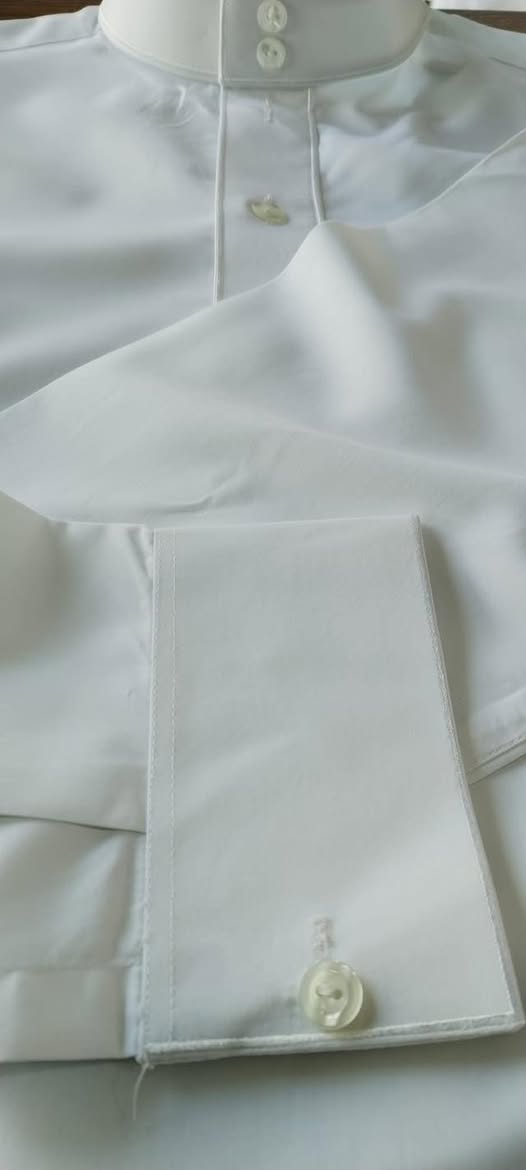 #خلي_عيدك_ابيض وية مكوىٰ القائم الحديث  
السلام عليكم
زبائننا الكرام  وصلت وجبة جديده من الدشاديش إماراتي وكويتي وسعودي وقطري والقماش درجه اولى خياط ونضافه الدشاديش (شرط قماش مموجود بالسوك) #درجة_اولى 
العنوان:
#القائم_مول_القائم_المركزي 
#مكوىٰ_القائم_الحديث
الهاتف. ***********
