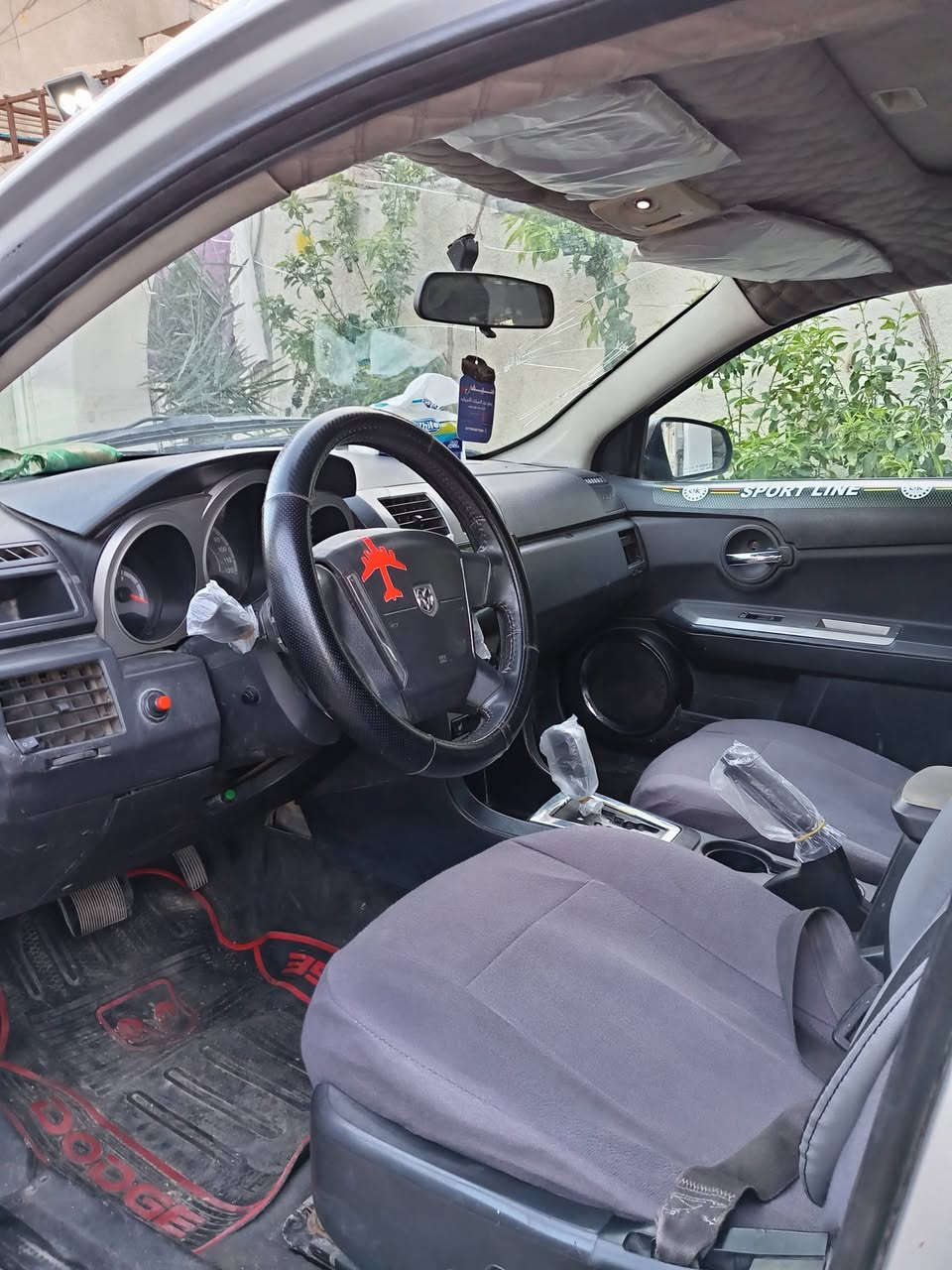 دوج أفنجر 2010 فول مواصفات فتحه كشنات جلد كهرباء مصبوغه عام سياره 
*********** جاهزه خير من الله  العنوان الحسينيه الراشديه
