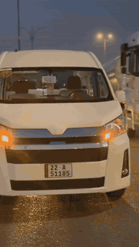 ‏السلام عليكم
‏هايس للبيع موديل ‏2025 ضمان شركة ساز
‏فول كير أوتوماتيك
‏كفالة عامة ماشية 38
‏السعر 470
***********
