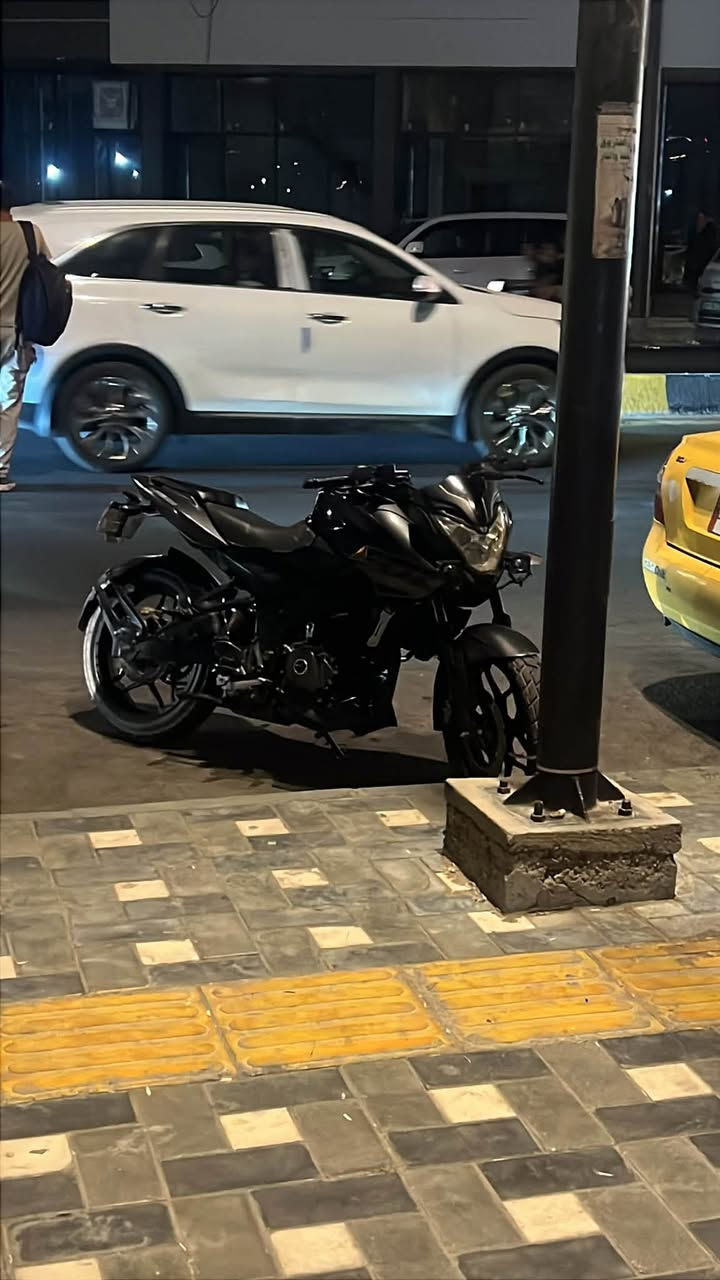 السلام عليكم بولسر ns200 دراجه خير من الله نكره بكل وقت حماوه انسه مكينه بلاد كلاجات خير من الله مرقمه بغداد بس راعيهه ماندله موجوده المكاتبه وسنويه ستنساخ مكاني بغداد الشعله السعر 2 وبيها مجال بسيط واتساب ***********
