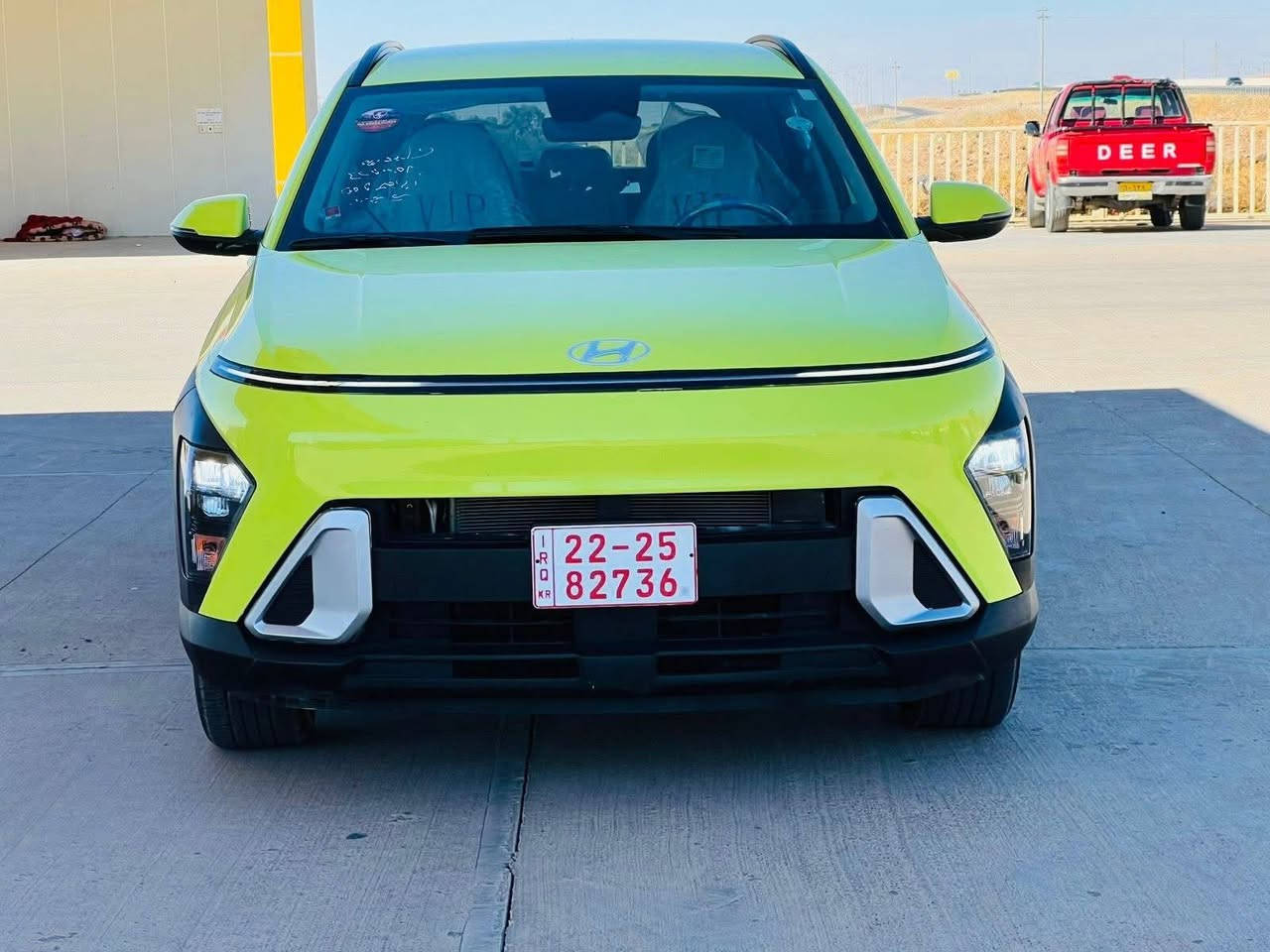 هونداي كونا 2024 
محرك  2000 دوش  
لون مميز 💚
ماشية 4  الف فقط
حادث فقط - جملغ و باب صبغ 🔻
ايرباكات كلها سليمة شركة ✅

مواصفات SEl
بصمة 
كاميرة
تبريد مركزي امامي وخلفي
شاحن لاسلكي 
ابواب بصمة
ويل كب كروم
كشنات كهربائي
تبريد مركزي امامي وخلفي
مصابيح LED أمامية.
مصابيح LED خلفية.
أضواء ضباب.
أضواء LED ساطعة خلال النهار
نظام الدخول الذكي.
نوافذ كهربائية.
حساسات خلفية لصف السيارة
نظامي  Android Auto و Apple CarPlay.
نظام الملاحة GPS.
اتصال Bluetooth.
اتصال USB.
مدخل AUX.
نظام تثبيت سرعة ذكي.
تشغيل المحرك عن بعد.
نظام تثبيت السرعة.
السعر 156 
تكلفة الرقم 15 ورقه 
العنوان / اربيل شارع 100 ( معرض اربيل كارس )
للاتصال واتساب ☎️***********☎️***********
