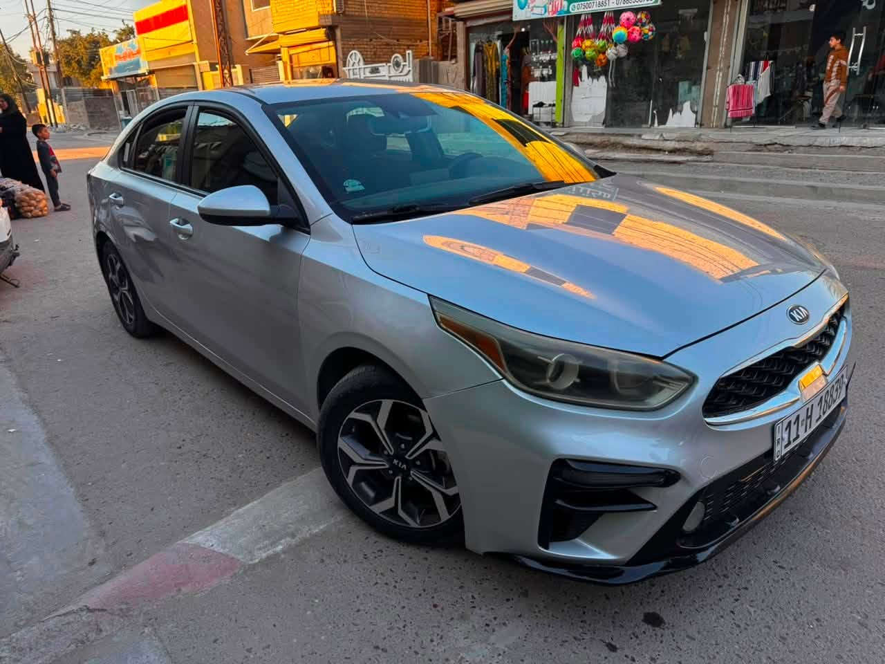 السلام عليكم فورتي 19 صور الحادث. والسونار مرفق جاهزه من كلشي  السعر 115بغداد السيديه 
***********
