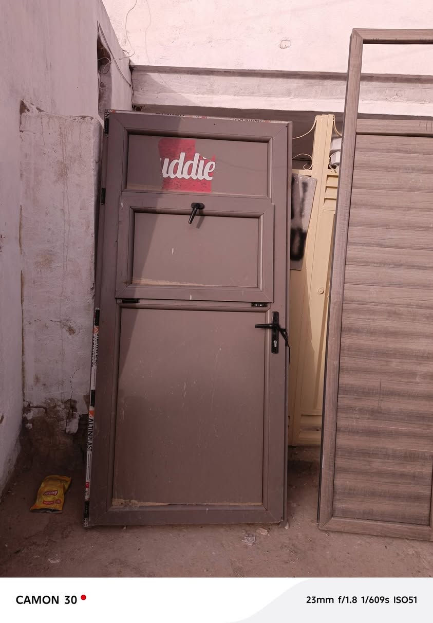 بيبان  نضيفات قياس وحده 1*210ولثانيه 260*127 العنوان حله حي العسكري شارع ٣٠


**إذا كنت صاحب هذا الإعلان وتريد حذفه لأي سبب، رجاءا أرسل رسالة إلى الدعم الفني**