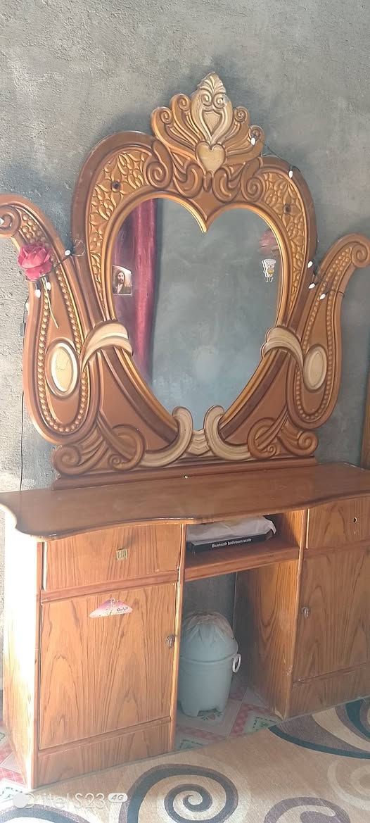 للبيع بتلاث ميه وخمسين كلهن مكاني الدوايه


**إذا كنت صاحب هذا الإعلان وتريد حذفه لأي سبب، رجاءا أرسل رسالة إلى الدعم الفني**