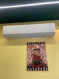 سبلتين ٣طن اخو الجديد  انفيرتر مستعمل فقط ٦ اشهر  السعر ٩٠٠ بي مجال بس...