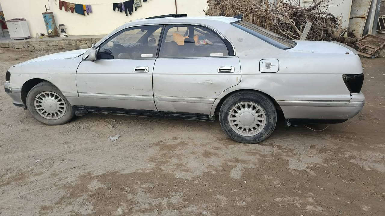 السلام عليكم
بطه مكصوص صدر نص عمر كير محرك 
السياره مال جنايه السعر 11ورقه
مكان السياره صلاح الدين بيجي ناحية الحجاج 
رقم الهاتف ***********
