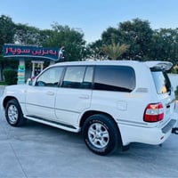 مونيكا • ٢٠٠٦ • غاز وبنزين