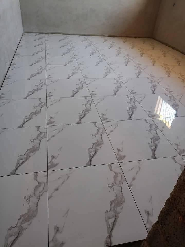 السلام عليكم بعد إذن الادمن كادر مصري درجه اولي تسليم مهندس ***********

