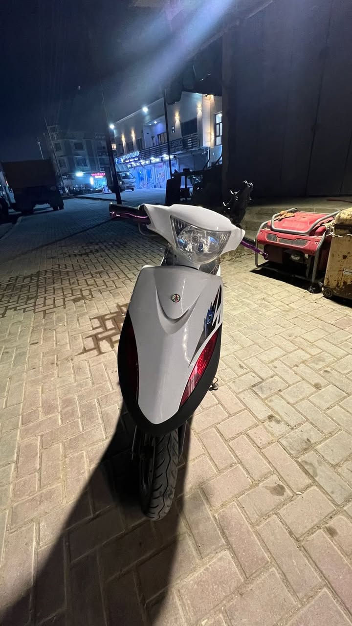 السلام عليكم عدله للبيع كامله اي نقص مابيهاا لاتبخير لانضوح كامله من كلشي مكينه بلاديه برغي مامفتوح بيهاا للبيع السعر 550 بيهاا مجال للشراي مكاني بغداد الغزاليه ***********
