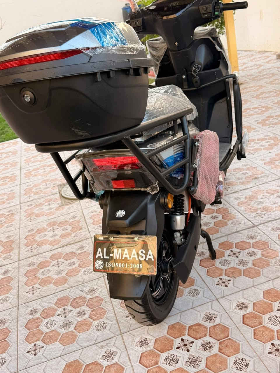 السلام عليكم
دراجه شركة الماسا 💎 الشبح 
موديل2026
موطور بالكارتون جديد
(اخو الزيروو مستخدم اقل شهر فقط...)
(بطاريات عدد 6 على فحص وضمان) 
فول مواصفات 
(نظام  R) (نظام P)
(مخرج شحن USP) 
(سرعة 99) (سرع 4)
(مثيت سرعة) 
لايت زنون عالي ناصي 
اشاير يمنة يسرة دبل اشارة
السعر 650الف:
الموقع داخل الرمادي
الاستفسار :***********
