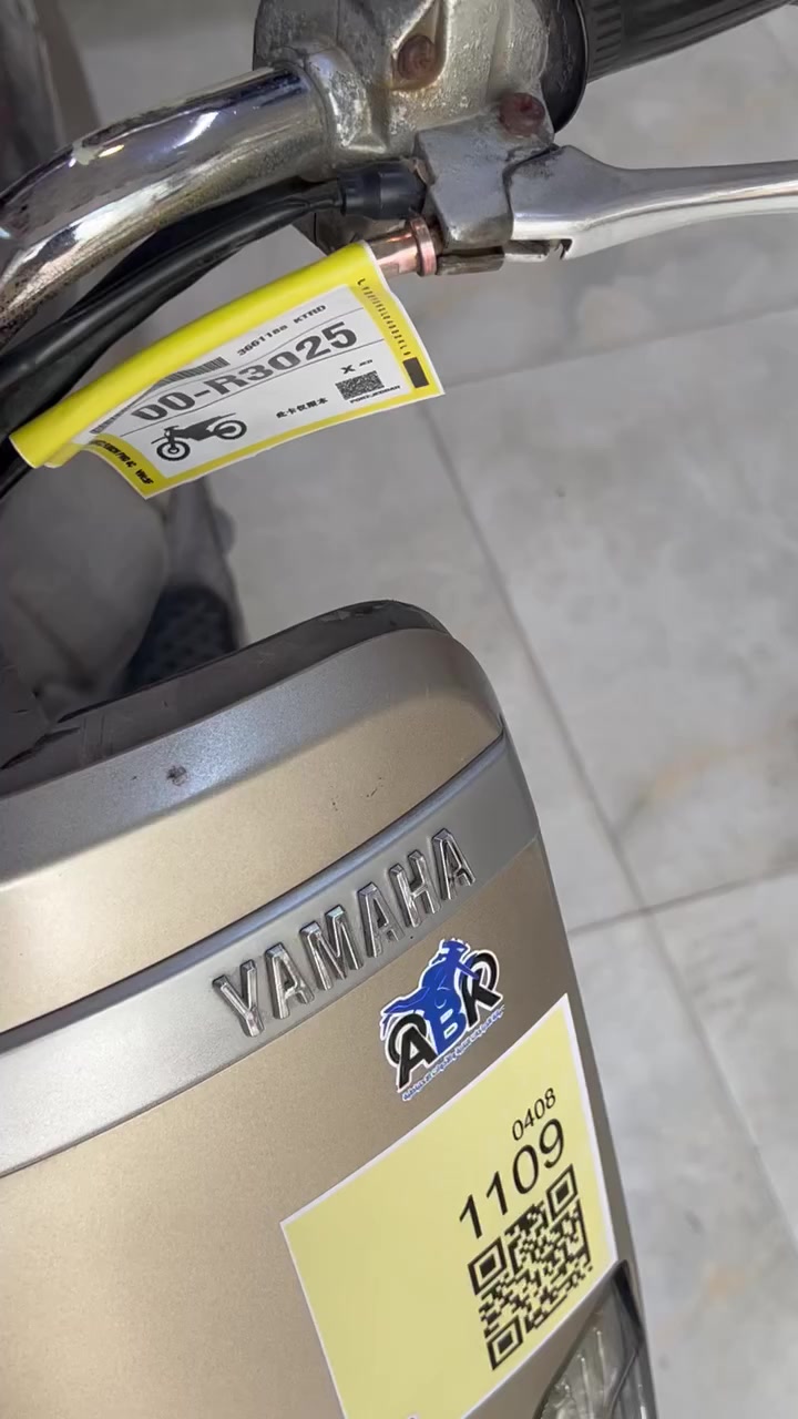 سلام عليكم بوليسي للبيع كفاله عامه مكاني كربلاء الحر لاتصال *********** للشراي
