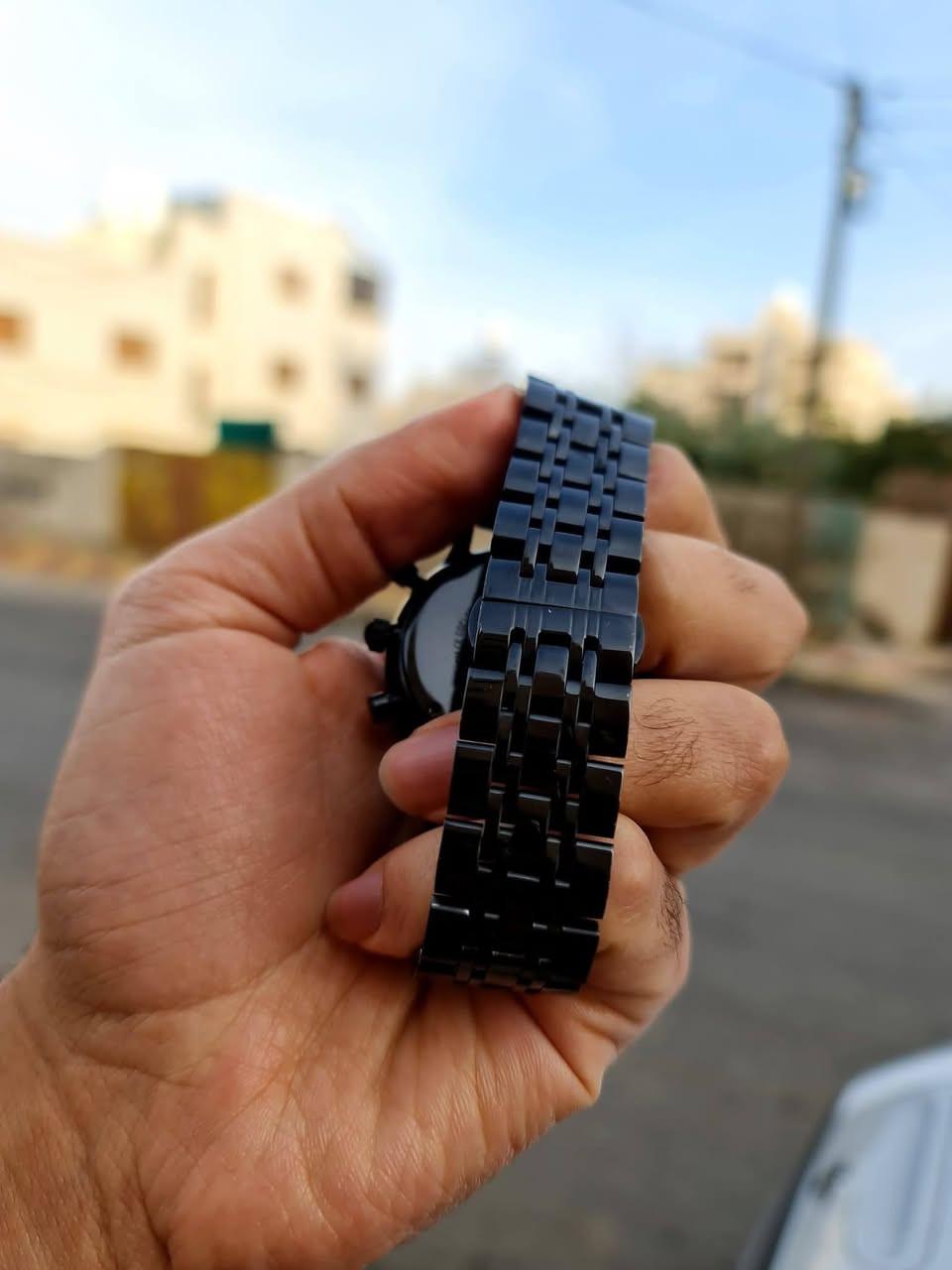 ⌚ Emporio Armani – فخامة الأسود
أناقة إيطالية بتصميم رجالي راقٍ ✨

▪️ الماركة: Emporio Armani
▪️ التصميم: كلاسيك عصري
▪️ اللون: أسود كامل (Black on Black)
▪️ الهيكل: ستانلس ستيل مطلي أسود
▪️ السوار: ستانلس ستيل أسود
▪️ المينا: أسود مع لمسات أنيقة

▪️ الوظائف:

– كرونوغراف
– عرض التاريخ
▪️ الحركة: كوارتز (دقة واعتمادية)

🔹 ساعة تعكس الذوق العالي وتناسب اللبس الرسمي واليومي

🔹 خيار مثالي للشباب ومحبي الأناقة الهادئة

📩 للاستفسار والمراسلة خاص او 0795472588 

✨️يرجى متابعة الصفحه لكي يوصلكم كل ما هو جديد ✨️⌚️


**إذا كنت صاحب هذا الإعلان وتريد حذفه لأي سبب، رجاءا أرسل رسالة إلى الدعم الفني**